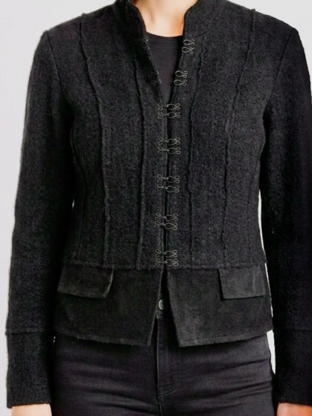 Clothes by Revue Y2K Black Textured 100% Wool-Faux Leather Hook Detail Blazer-L